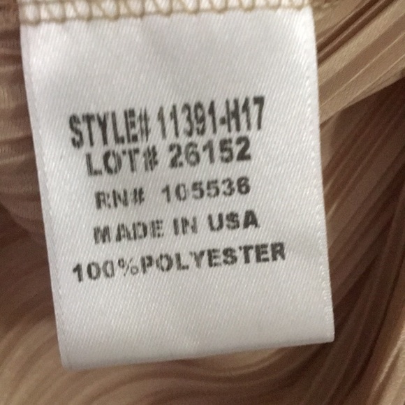 Slinky Ribbed NWOT XS Light Taupe cardigan/lounger - Picture 5 of 6